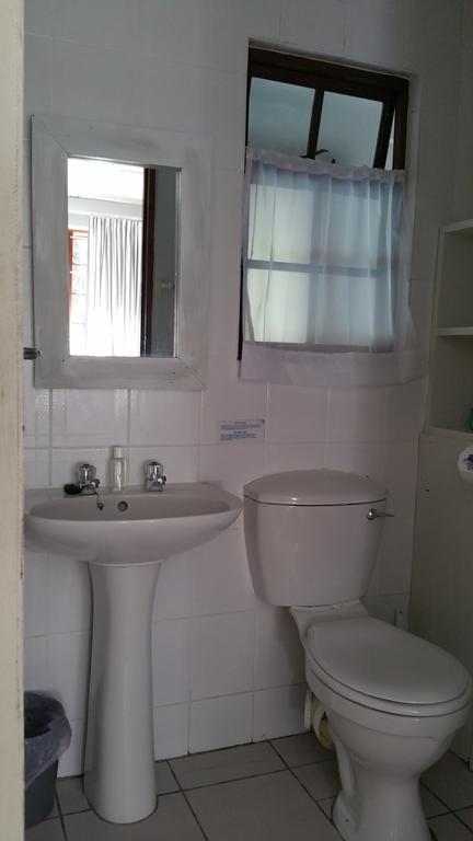 Guesthouse 80 On Main Knysna Bagian luar foto