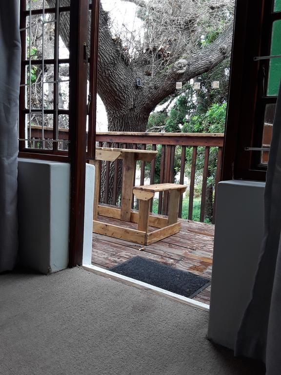 Guesthouse 80 On Main Knysna Bagian luar foto