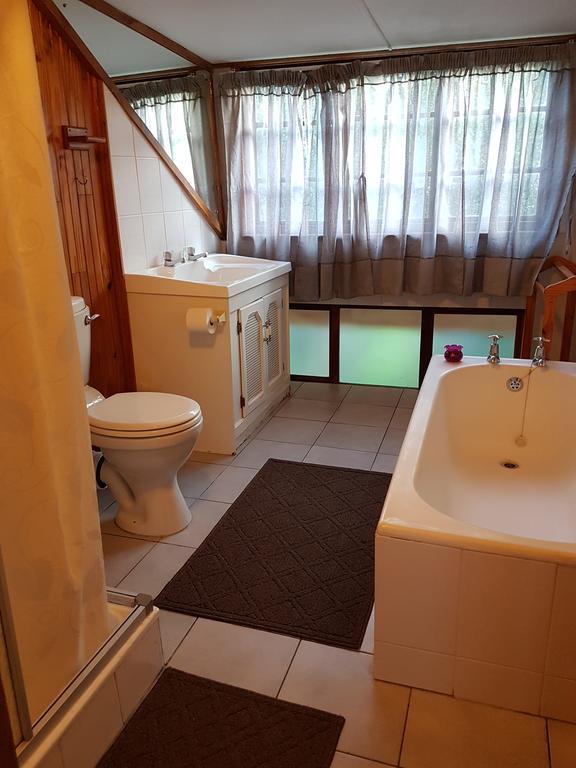 Guesthouse 80 On Main Knysna Bagian luar foto